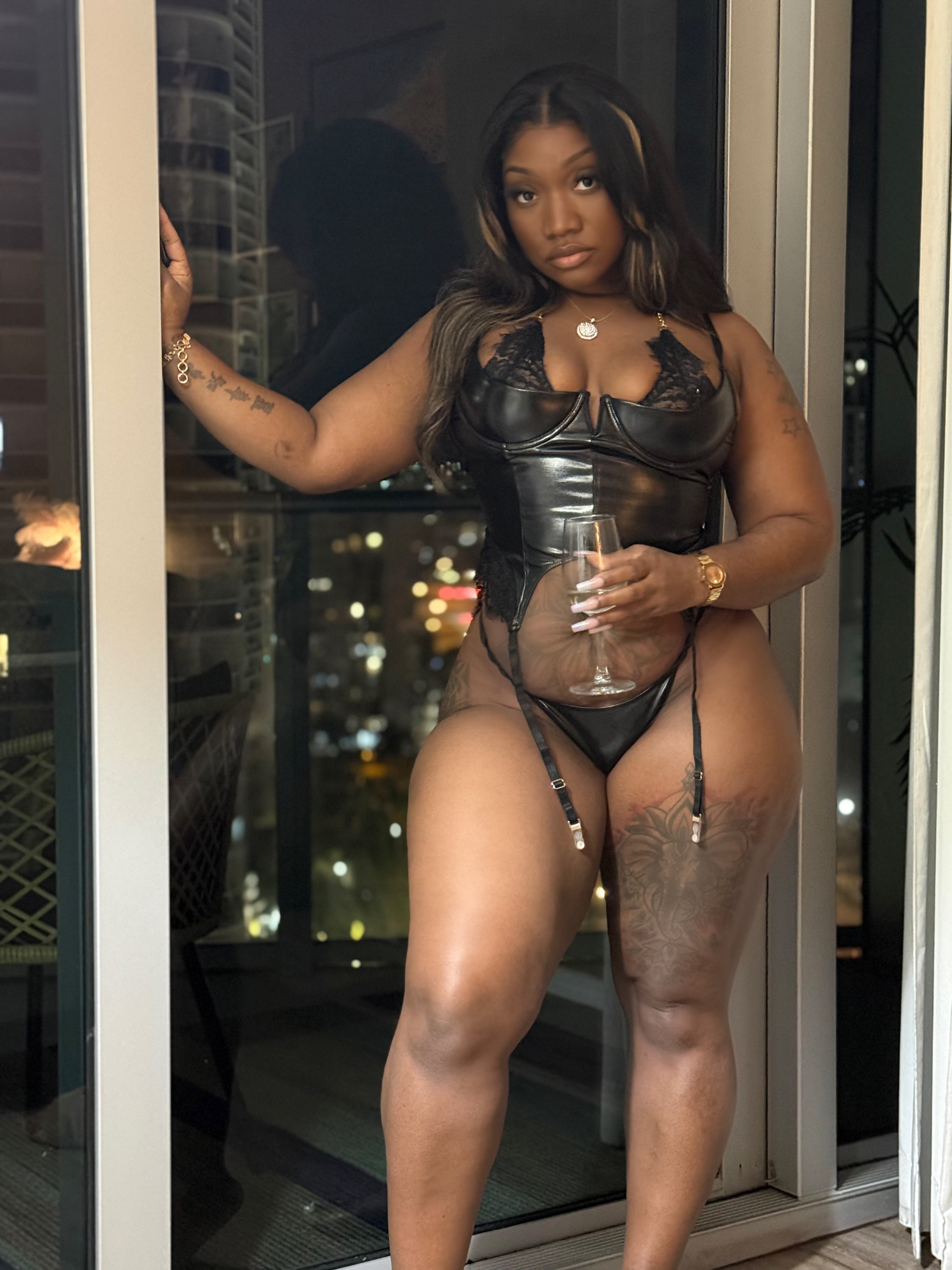 SHOW STOPPER